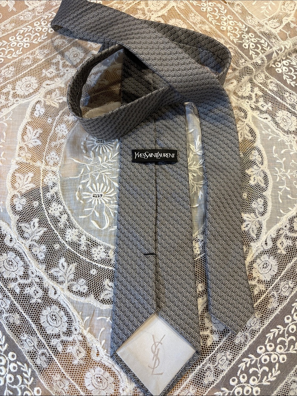 Yves Saint Laurent Grey Patterned Silk Tie